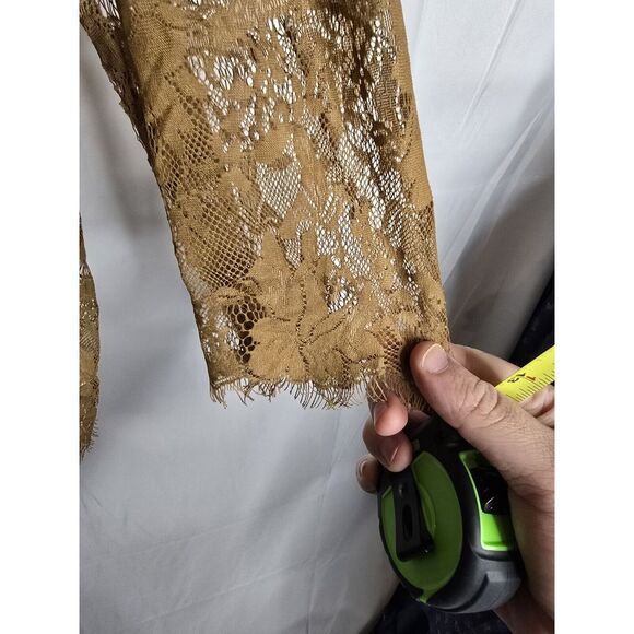 Fossil‎ Brown Lace Sheer Blouse Long Sleeve Top Size Medium - Picture 4 of 7